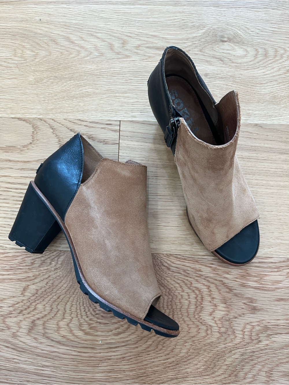 New Sorel Nadia Heeled Peep Toe Booties 8.5